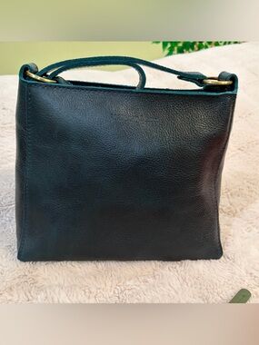 Portland Leather Rare Boreal Triangle